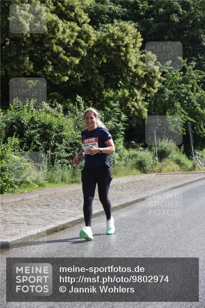 14.06.2026 - REWE Women's Run Jannik Wohlers http://msf.ph/oto/9802974 14.06.2026 10:17:00 Laufen 1045, 67 meine-sportfotos.de