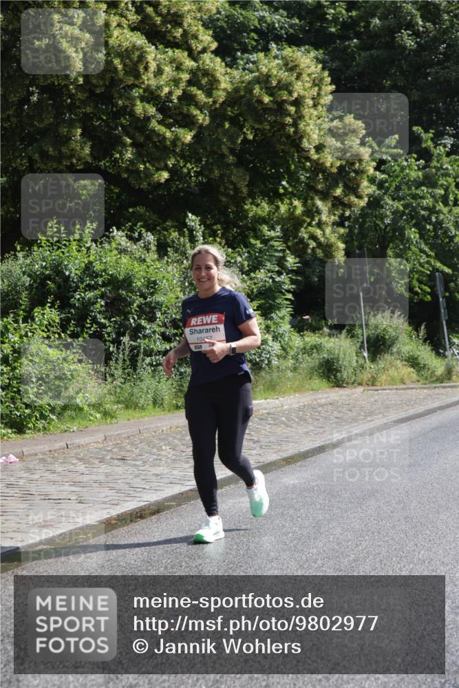 14.06.2026 - REWE Women's Run Jannik Wohlers http://msf.ph/oto/9802977 14.06.2026 10:17:00 Laufen 10457 meine-sportfotos.de