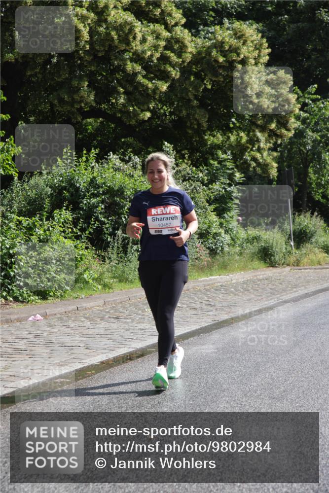 14.06.2026 - REWE Women's Run Jannik Wohlers http://msf.ph/oto/9802984 14.06.2026 10:17:00 Laufen 10457, 7 meine-sportfotos.de