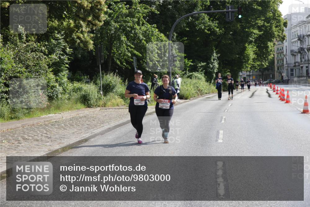 14.06.2026 - REWE Women's Run Jannik Wohlers http://msf.ph/oto/9803000 14.06.2026 10:17:15 Laufen 11247 meine-sportfotos.de