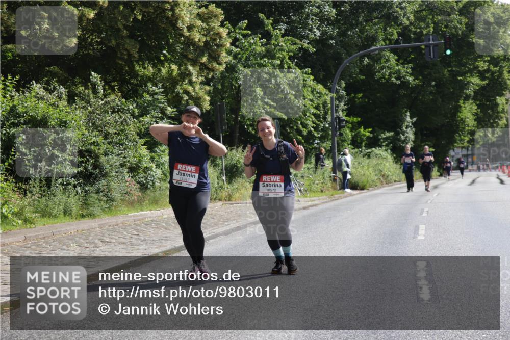 14.06.2026 - REWE Women's Run Jannik Wohlers http://msf.ph/oto/9803011 14.06.2026 10:17:17 Laufen 11247, 7, 10572 meine-sportfotos.de