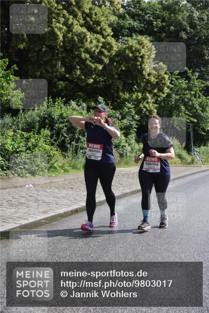 14.06.2026 - REWE Women's Run Jannik Wohlers http://msf.ph/oto/9803017 14.06.2026 10:17:18 Laufen 11247, 10572, 57 meine-sportfotos.de