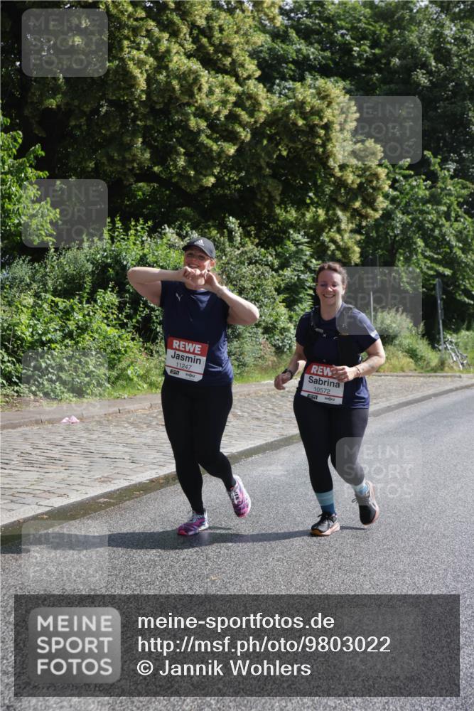 14.06.2026 - REWE Women's Run Jannik Wohlers http://msf.ph/oto/9803022 14.06.2026 10:17:18 Laufen 11247, 7, 10572 meine-sportfotos.de