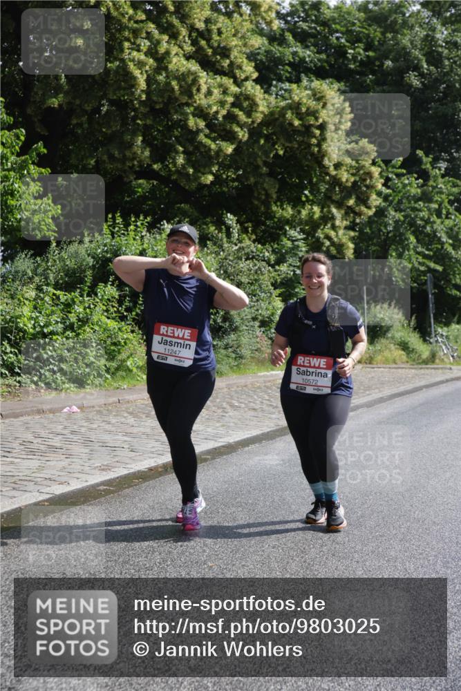 14.06.2026 - REWE Women's Run Jannik Wohlers http://msf.ph/oto/9803025 14.06.2026 10:17:18 Laufen 11247, 10572, 57 meine-sportfotos.de