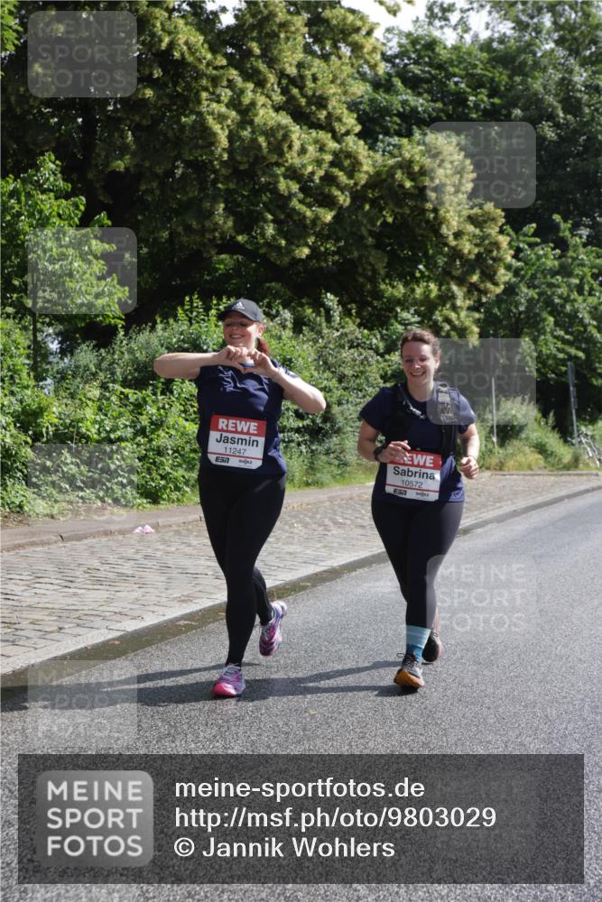 14.06.2026 - REWE Women's Run Jannik Wohlers http://msf.ph/oto/9803029 14.06.2026 10:17:18 Laufen 11247, 57, 10572, 57 meine-sportfotos.de
