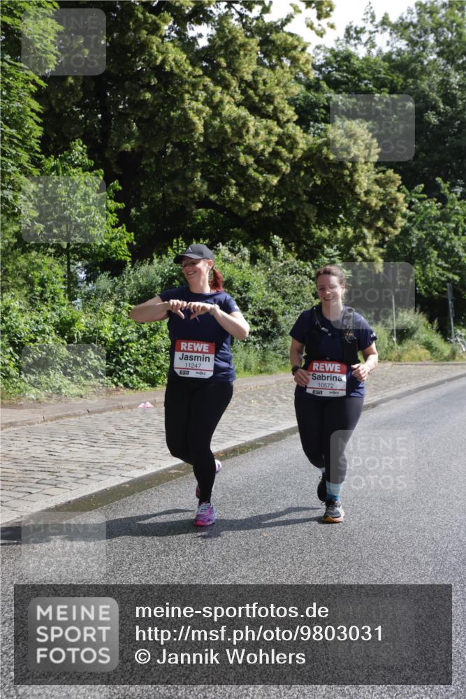 14.06.2026 - REWE Women's Run Jannik Wohlers http://msf.ph/oto/9803031 14.06.2026 10:17:18 Laufen 11247, 7, 10572, 7 meine-sportfotos.de