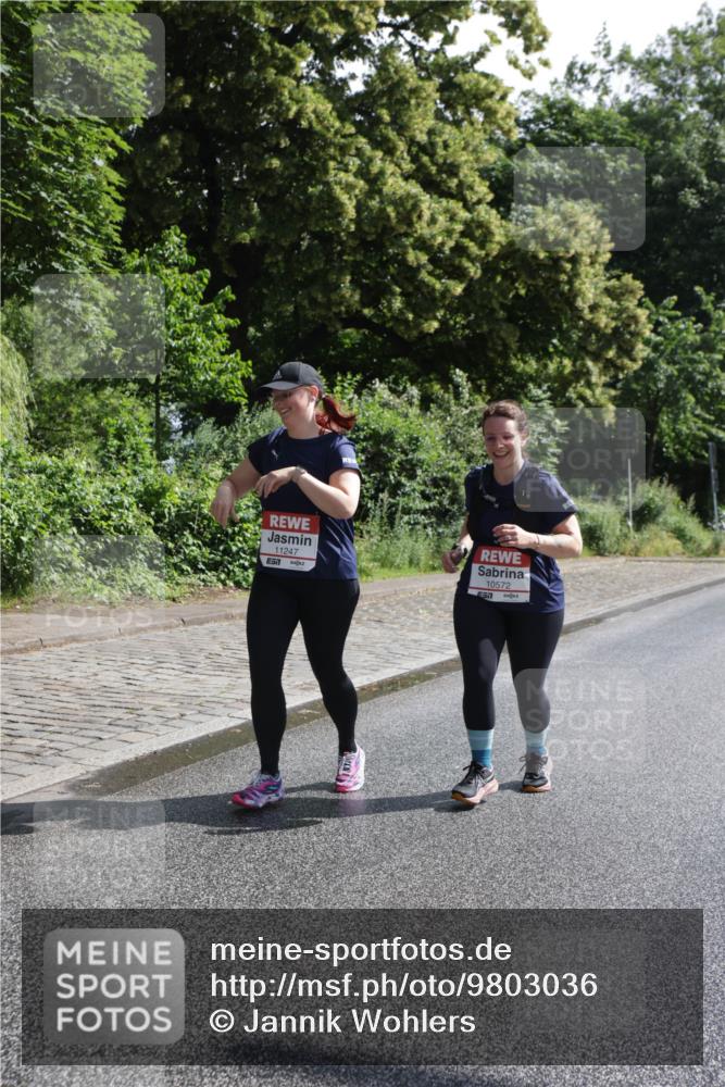 14.06.2026 - REWE Women's Run Jannik Wohlers http://msf.ph/oto/9803036 14.06.2026 10:17:19 Laufen 11247, 10572 meine-sportfotos.de