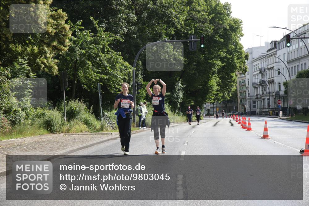 14.06.2026 - REWE Women's Run Jannik Wohlers http://msf.ph/oto/9803045 14.06.2026 10:17:27 Laufen  meine-sportfotos.de