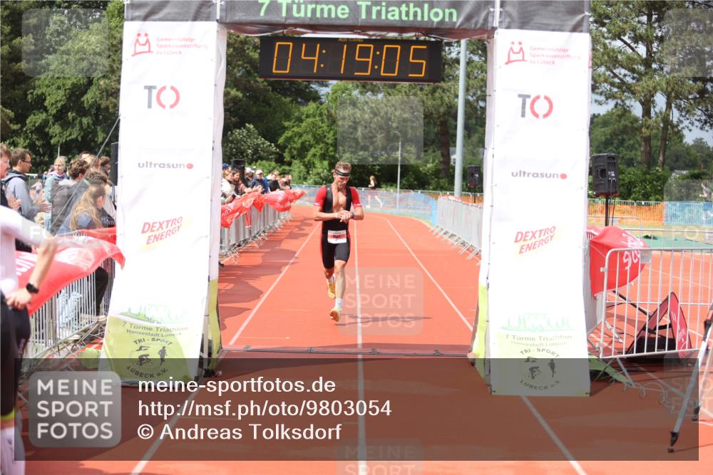 14.06.2026 - 7 Türme Triathlon Andreas Tolksdorf http://msf.ph/oto/9803054 14.06.2026 15:19:04 Ziel 863 meine-sportfotos.de