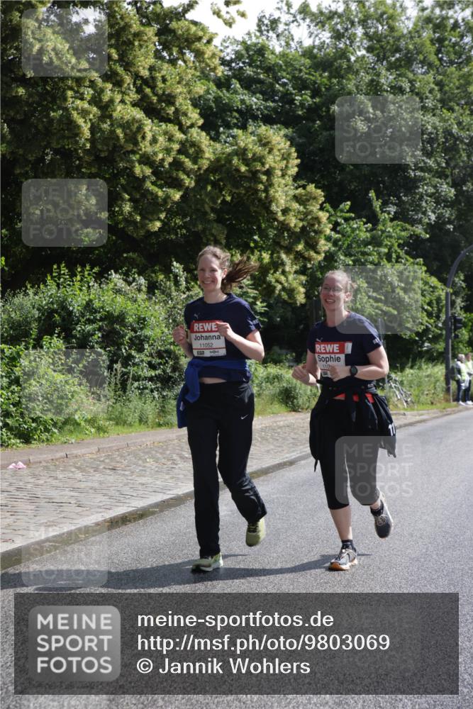 14.06.2026 - REWE Women's Run Jannik Wohlers http://msf.ph/oto/9803069 14.06.2026 10:17:31 Laufen 11052, 110 meine-sportfotos.de