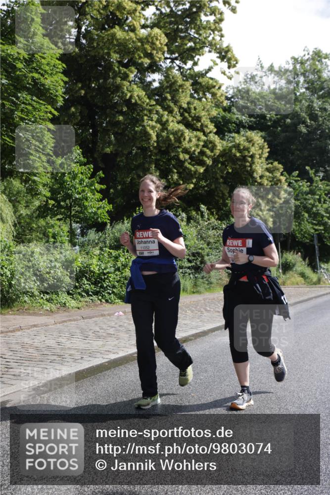 14.06.2026 - REWE Women's Run Jannik Wohlers http://msf.ph/oto/9803074 14.06.2026 10:17:32 Laufen 11052 meine-sportfotos.de