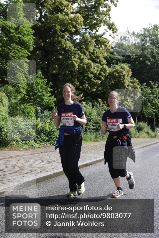 14.06.2026 - REWE Women's Run Jannik Wohlers http://msf.ph/oto/9803077 14.06.2026 10:17:32 Laufen 11052, 657, 11053 meine-sportfotos.de