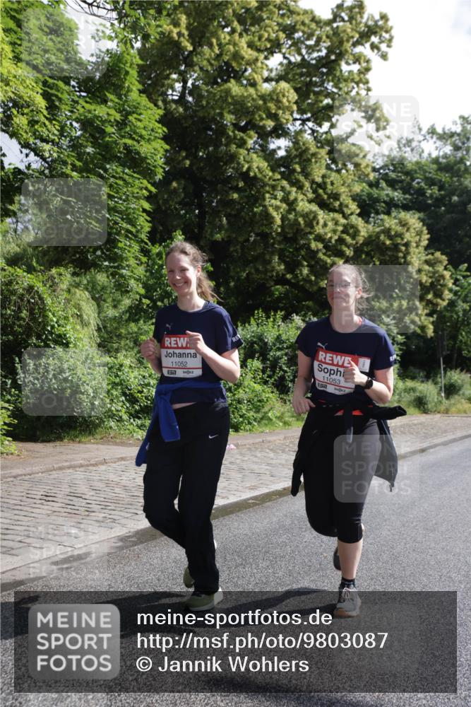 14.06.2026 - REWE Women's Run Jannik Wohlers http://msf.ph/oto/9803087 14.06.2026 10:17:32 Laufen 11052, 657, 11053 meine-sportfotos.de