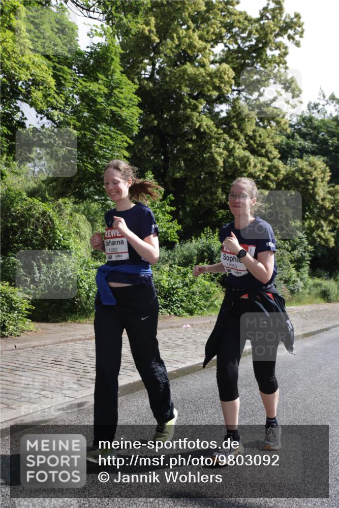 14.06.2026 - REWE Women's Run Jannik Wohlers http://msf.ph/oto/9803092 14.06.2026 10:17:32 Laufen 11052, 57, 11053 meine-sportfotos.de