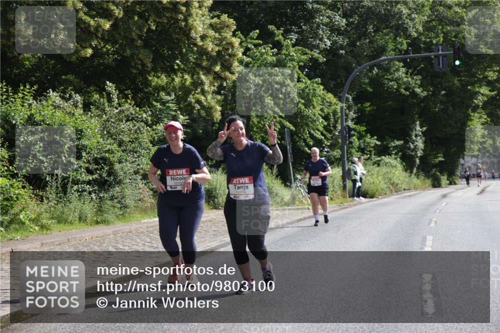 14.06.2026 - REWE Women's Run Jannik Wohlers http://msf.ph/oto/9803100 14.06.2026 10:17:49 Laufen 10152, 10700 meine-sportfotos.de
