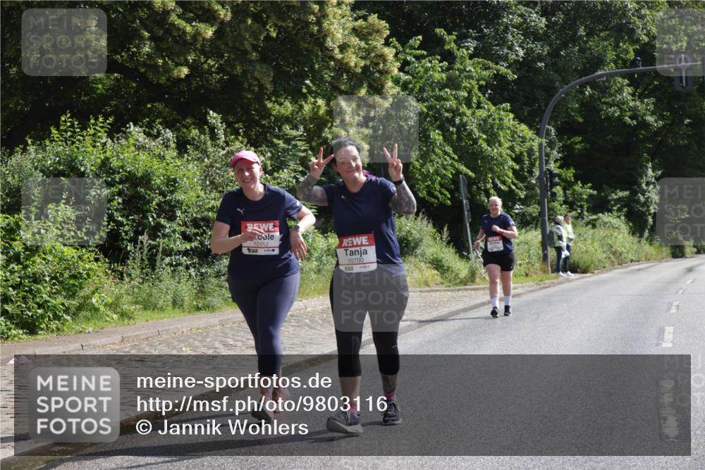 14.06.2026 - REWE Women's Run Jannik Wohlers http://msf.ph/oto/9803116 14.06.2026 10:17:49 Laufen 10152, 10700, 57 meine-sportfotos.de
