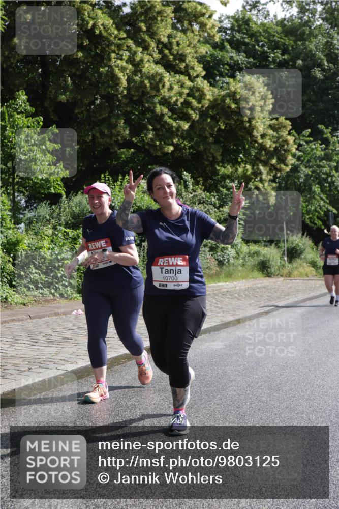 14.06.2026 - REWE Women's Run Jannik Wohlers http://msf.ph/oto/9803125 14.06.2026 10:17:51 Laufen 10700 meine-sportfotos.de