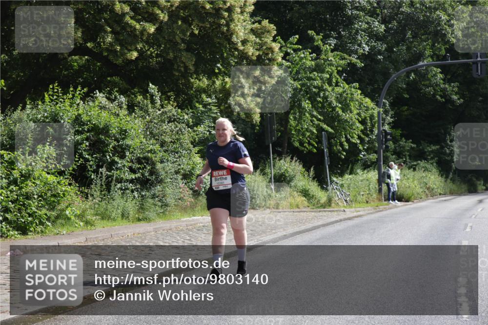 14.06.2026 - REWE Women's Run Jannik Wohlers http://msf.ph/oto/9803140 14.06.2026 10:17:54 Laufen 10381 meine-sportfotos.de