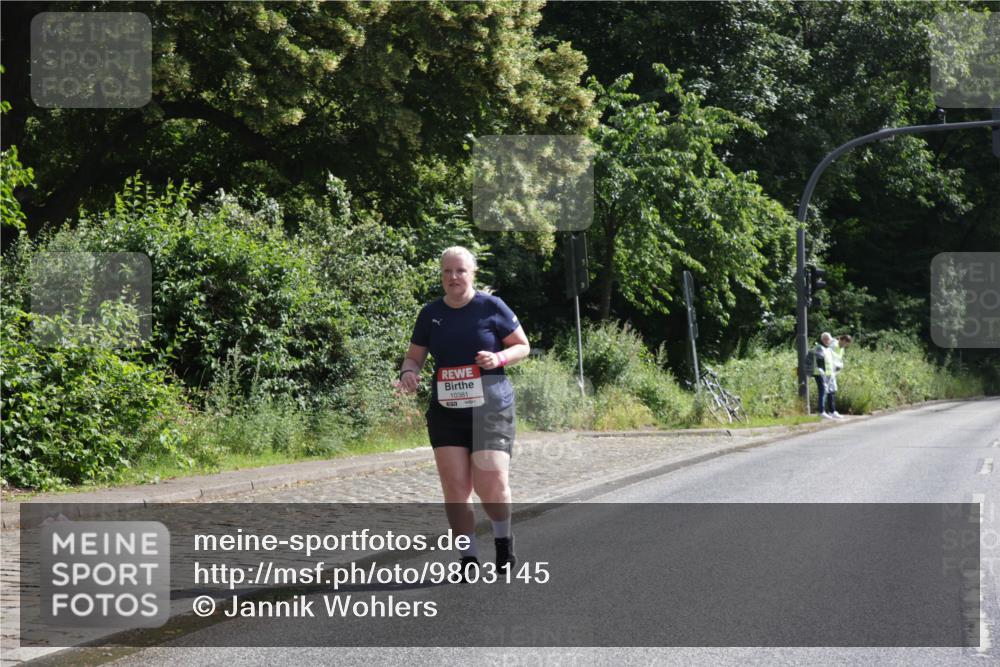 14.06.2026 - REWE Women's Run Jannik Wohlers http://msf.ph/oto/9803145 14.06.2026 10:17:54 Laufen 10381 meine-sportfotos.de