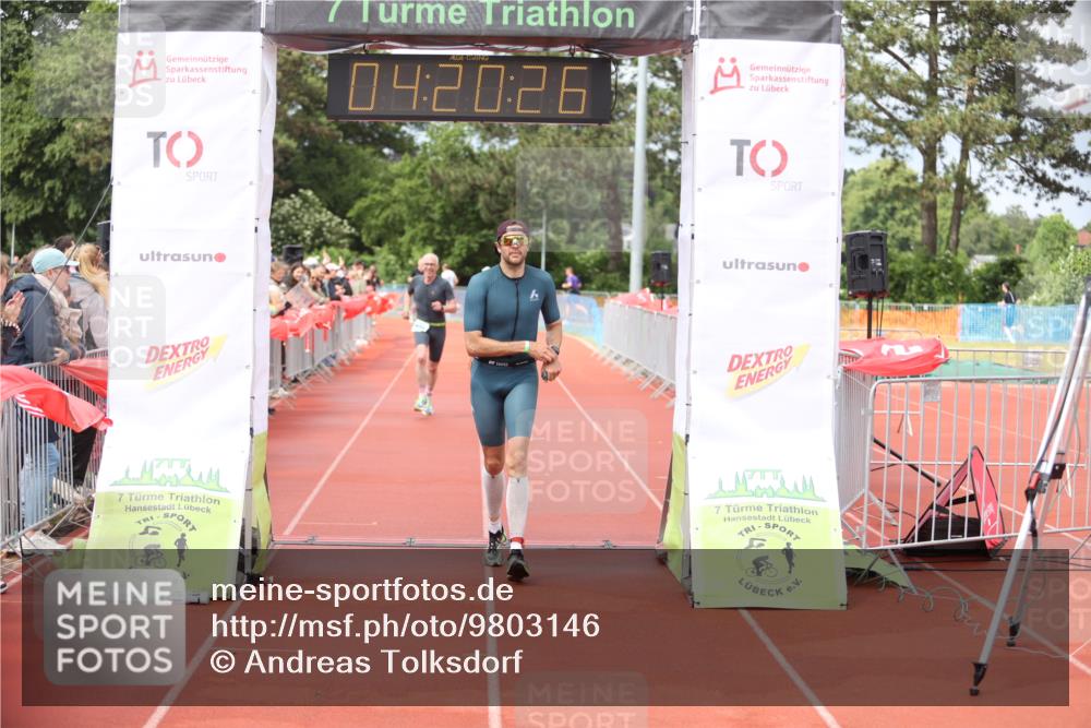 14.06.2026 - 7 Türme Triathlon Andreas Tolksdorf http://msf.ph/oto/9803146 14.06.2026 15:20:24 Ziel 838, 947 meine-sportfotos.de