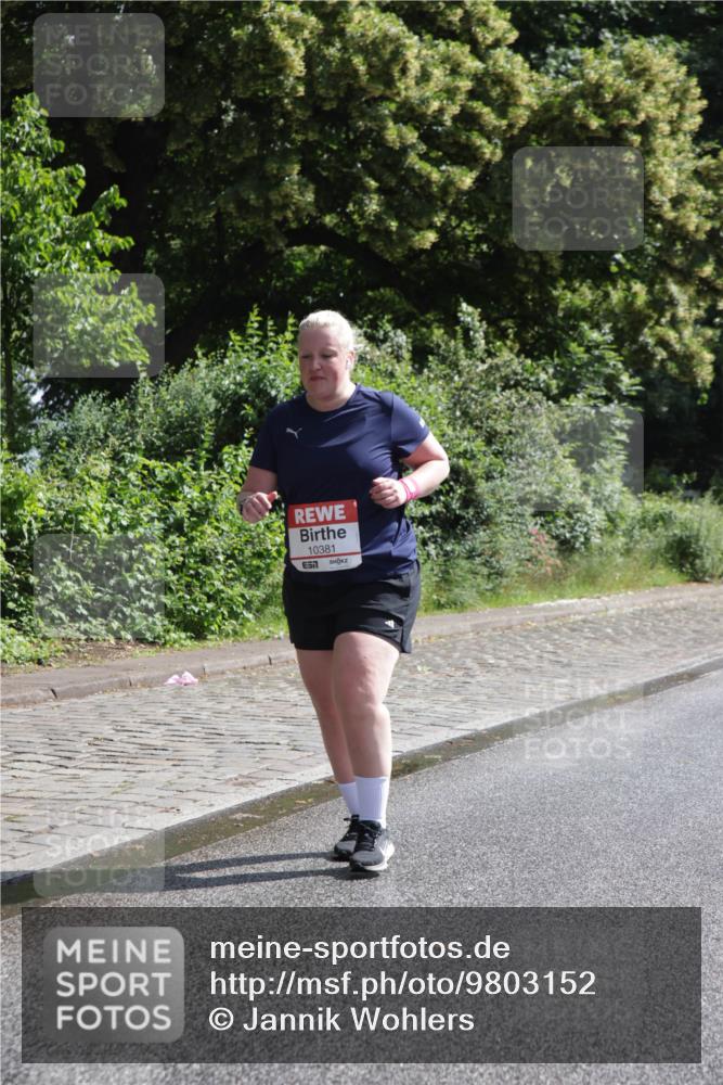 14.06.2026 - REWE Women's Run Jannik Wohlers http://msf.ph/oto/9803152 14.06.2026 10:17:56 Laufen 10381 meine-sportfotos.de