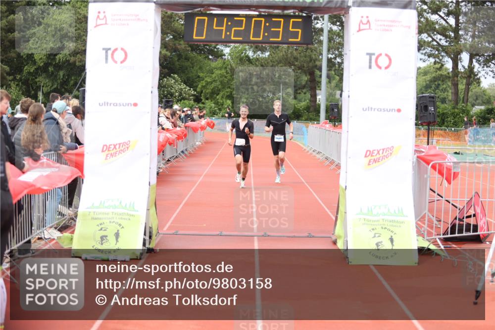 14.06.2026 - 7 Türme Triathlon Andreas Tolksdorf http://msf.ph/oto/9803158 14.06.2026 15:20:33 Ziel 838, 947, 1014, 1157 meine-sportfotos.de