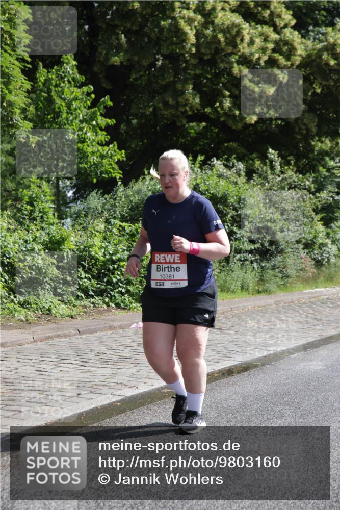14.06.2026 - REWE Women's Run Jannik Wohlers http://msf.ph/oto/9803160 14.06.2026 10:17:56 Laufen 10381 meine-sportfotos.de