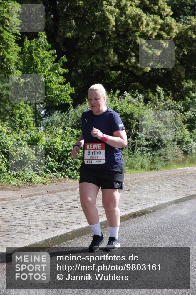14.06.2026 - REWE Women's Run Jannik Wohlers http://msf.ph/oto/9803161 14.06.2026 10:17:56 Laufen 10381 meine-sportfotos.de