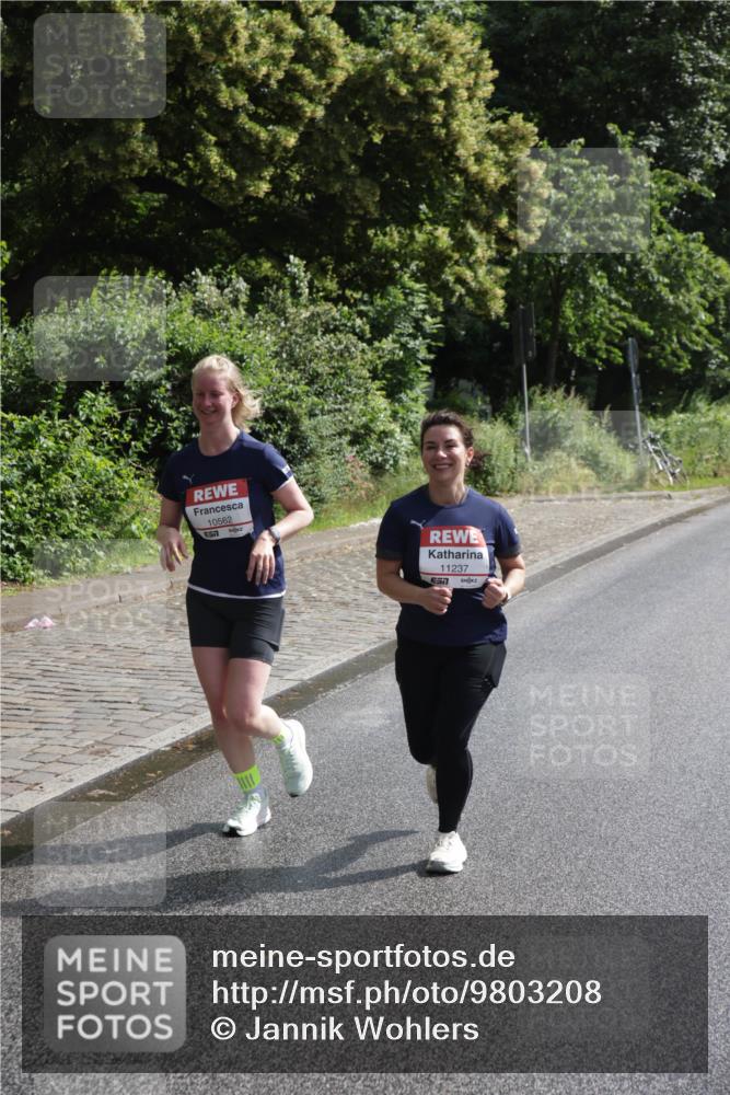14.06.2026 - REWE Women's Run Jannik Wohlers http://msf.ph/oto/9803208 14.06.2026 10:18:23 Laufen 10562, 11237 meine-sportfotos.de