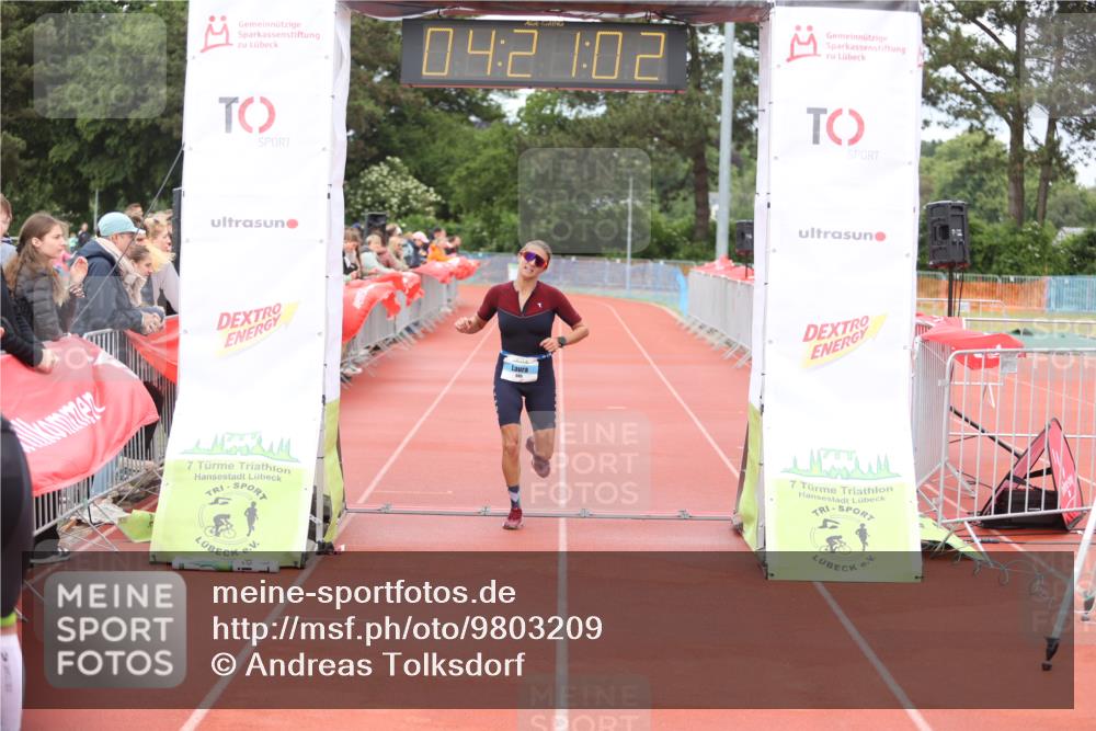 14.06.2026 - 7 Türme Triathlon Andreas Tolksdorf http://msf.ph/oto/9803209 14.06.2026 15:21:00 Ziel 995 meine-sportfotos.de