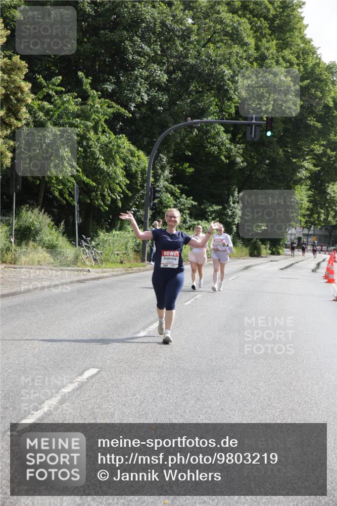 14.06.2026 - REWE Women's Run Jannik Wohlers http://msf.ph/oto/9803219 14.06.2026 10:18:54 Laufen  meine-sportfotos.de