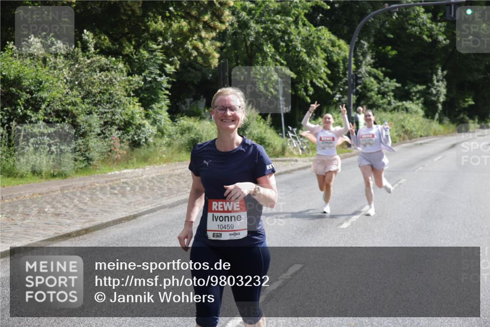 14.06.2026 - REWE Women's Run Jannik Wohlers http://msf.ph/oto/9803232 14.06.2026 10:18:57 Laufen 10459 meine-sportfotos.de
