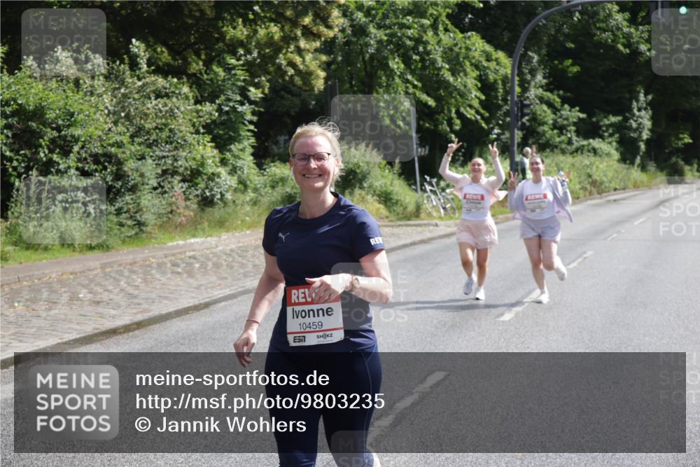 14.06.2026 - REWE Women's Run Jannik Wohlers http://msf.ph/oto/9803235 14.06.2026 10:18:57 Laufen 10459 meine-sportfotos.de