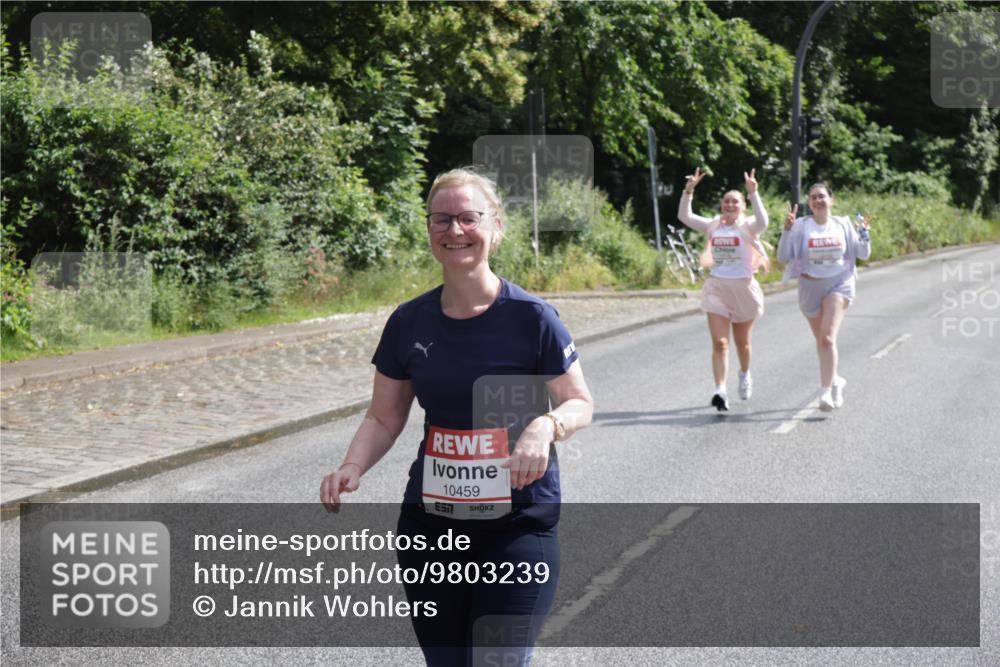 14.06.2026 - REWE Women's Run Jannik Wohlers http://msf.ph/oto/9803239 14.06.2026 10:18:57 Laufen 10459 meine-sportfotos.de