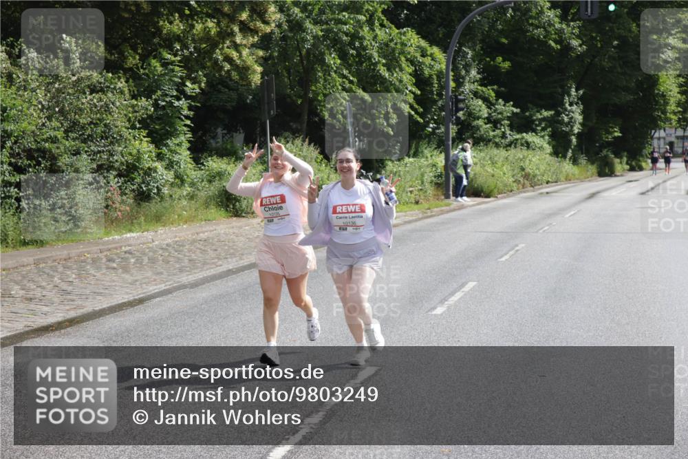 14.06.2026 - REWE Women's Run Jannik Wohlers http://msf.ph/oto/9803249 14.06.2026 10:18:59 Laufen 10136 meine-sportfotos.de