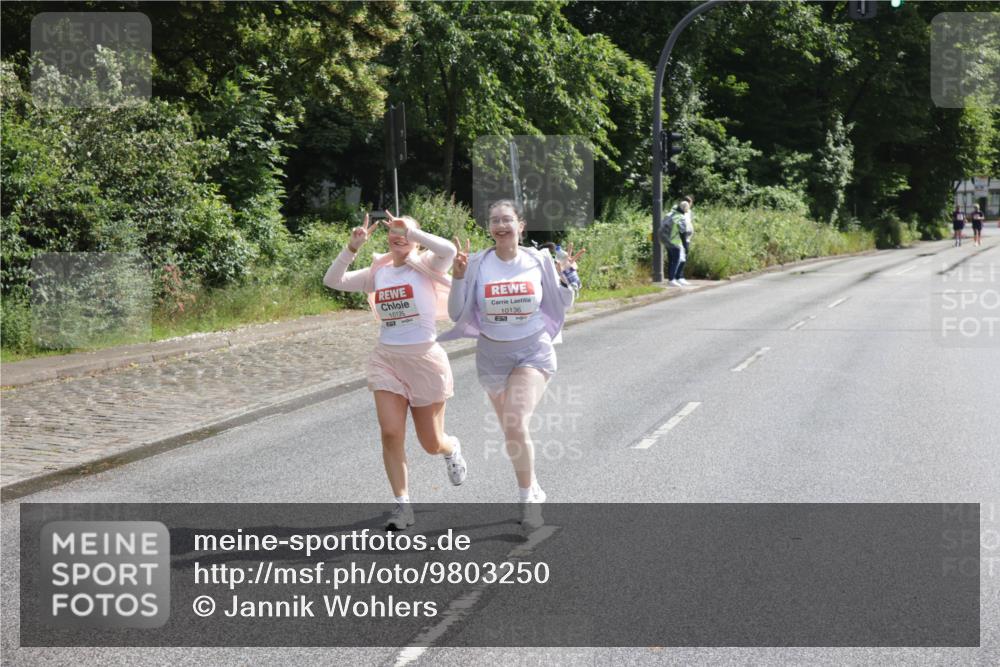 14.06.2026 - REWE Women's Run Jannik Wohlers http://msf.ph/oto/9803250 14.06.2026 10:18:59 Laufen 10135, 10136 meine-sportfotos.de