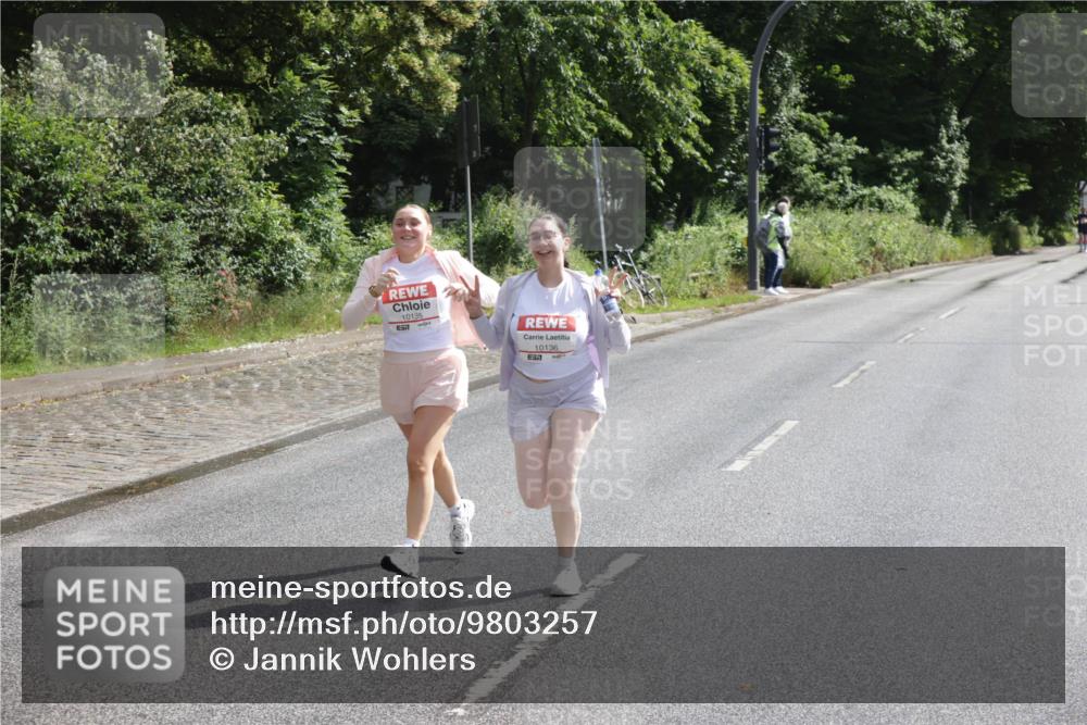 14.06.2026 - REWE Women's Run Jannik Wohlers http://msf.ph/oto/9803257 14.06.2026 10:18:59 Laufen 10135, 7, 10136, 7 meine-sportfotos.de