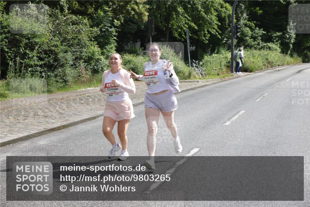 14.06.2026 - REWE Women's Run Jannik Wohlers http://msf.ph/oto/9803265 14.06.2026 10:18:59 Laufen 10135, 10136, 657 meine-sportfotos.de