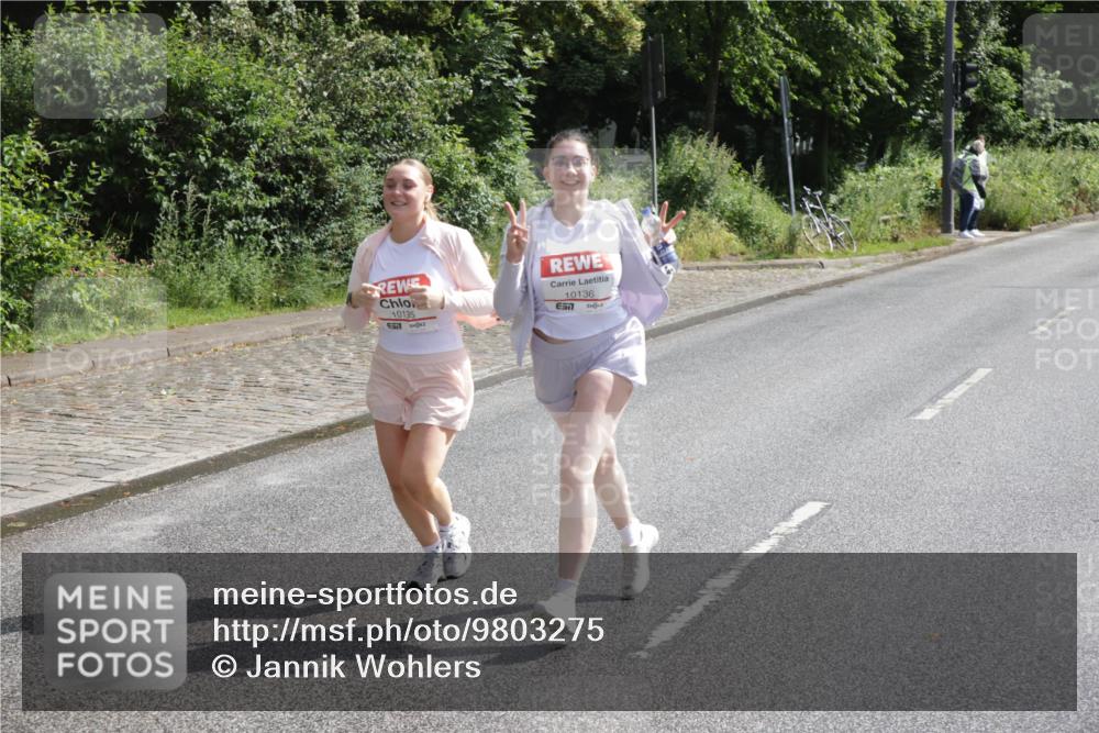 14.06.2026 - REWE Women's Run Jannik Wohlers http://msf.ph/oto/9803275 14.06.2026 10:19:00 Laufen 10135, 10136, 7 meine-sportfotos.de
