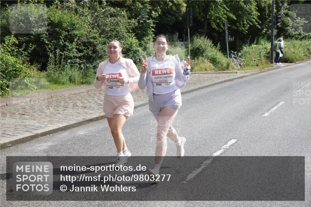 14.06.2026 - REWE Women's Run Jannik Wohlers http://msf.ph/oto/9803277 14.06.2026 10:19:00 Laufen 10135, 10136, 7 meine-sportfotos.de