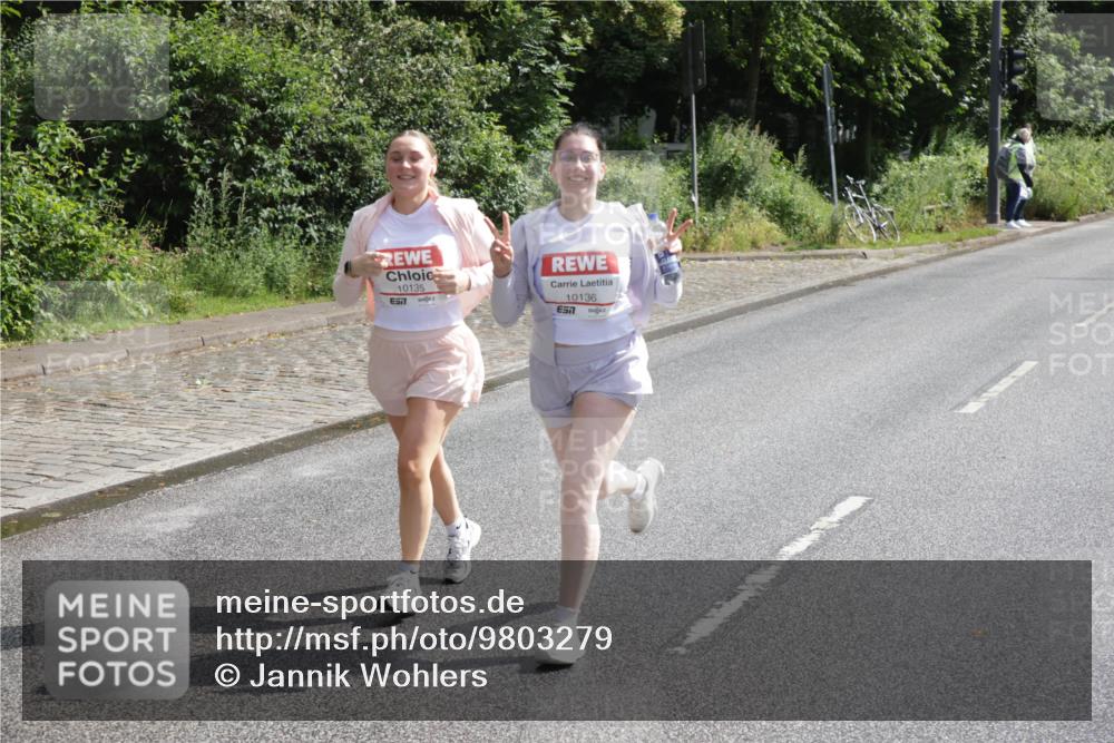 14.06.2026 - REWE Women's Run Jannik Wohlers http://msf.ph/oto/9803279 14.06.2026 10:19:00 Laufen 10135, 10136, 7 meine-sportfotos.de