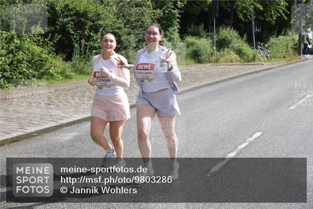 14.06.2026 - REWE Women's Run Jannik Wohlers http://msf.ph/oto/9803286 14.06.2026 10:19:00 Laufen 10135, 577, 10136, 57 meine-sportfotos.de