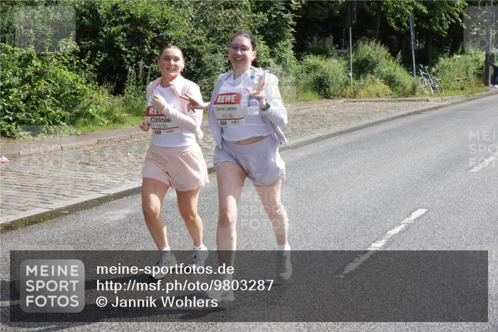 14.06.2026 - REWE Women's Run Jannik Wohlers http://msf.ph/oto/9803287 14.06.2026 10:19:00 Laufen 10135, 57, 10136, 517 meine-sportfotos.de