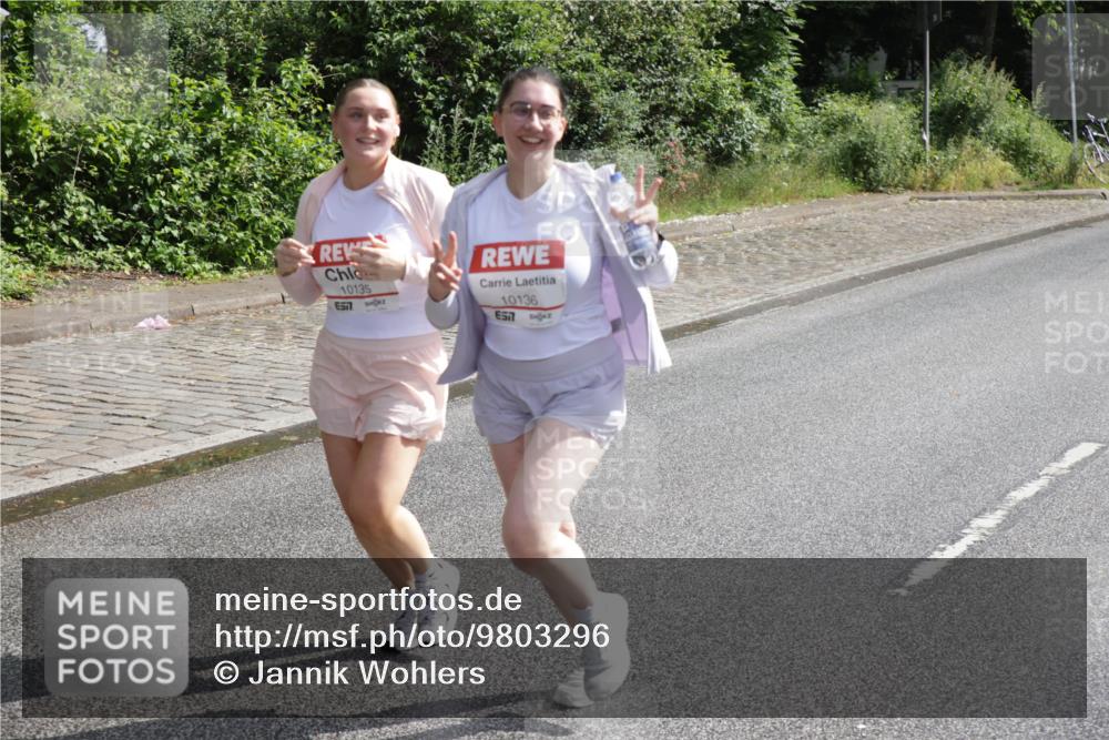 14.06.2026 - REWE Women's Run Jannik Wohlers http://msf.ph/oto/9803296 14.06.2026 10:19:00 Laufen 10135, 517, 10136, 517 meine-sportfotos.de