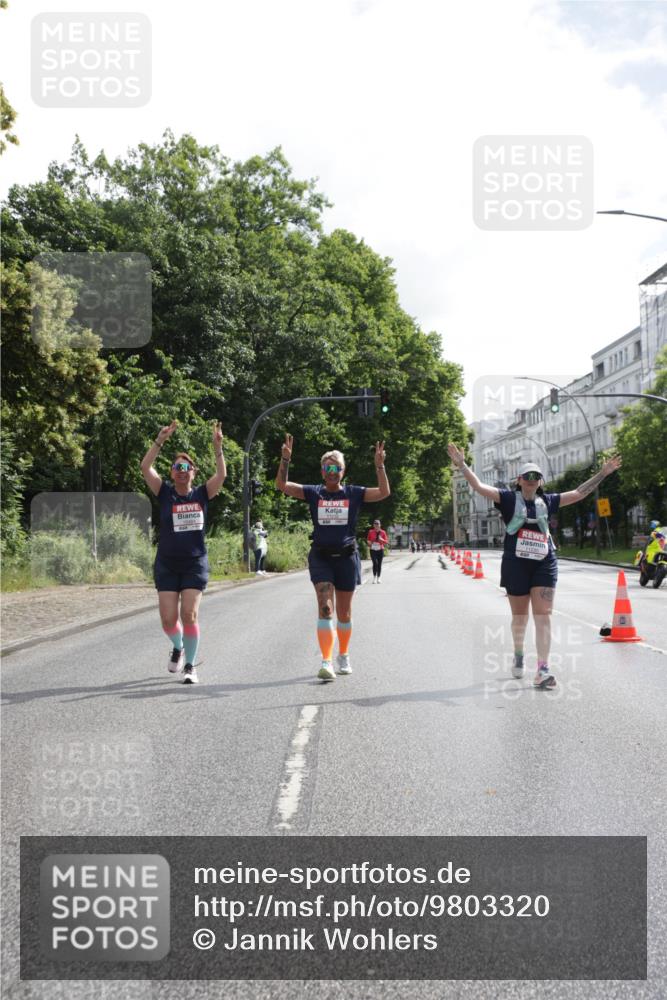 14.06.2026 - REWE Women's Run Jannik Wohlers http://msf.ph/oto/9803320 14.06.2026 10:19:34 Laufen 11230 meine-sportfotos.de