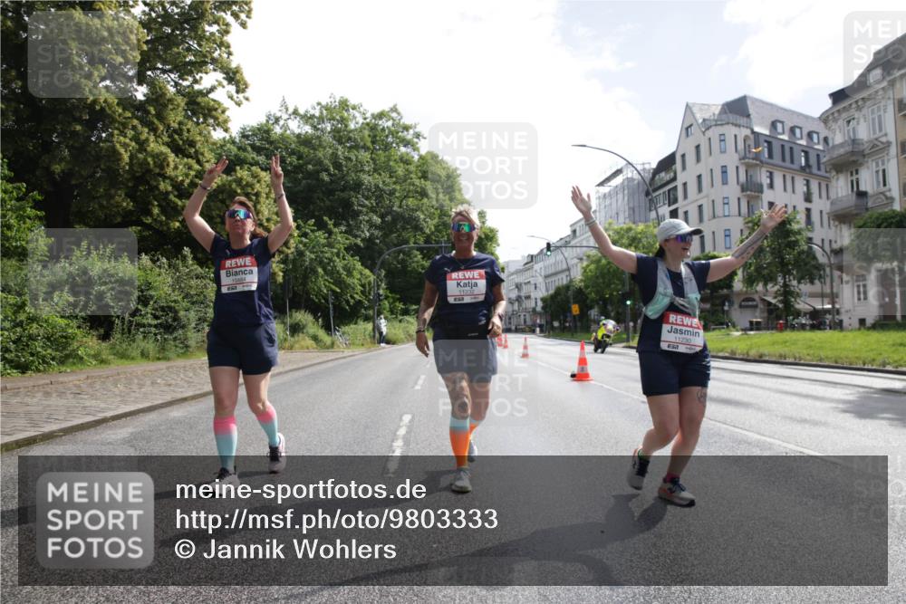 14.06.2026 - REWE Women's Run Jannik Wohlers http://msf.ph/oto/9803333 14.06.2026 10:19:37 Laufen 11232, 11230 meine-sportfotos.de