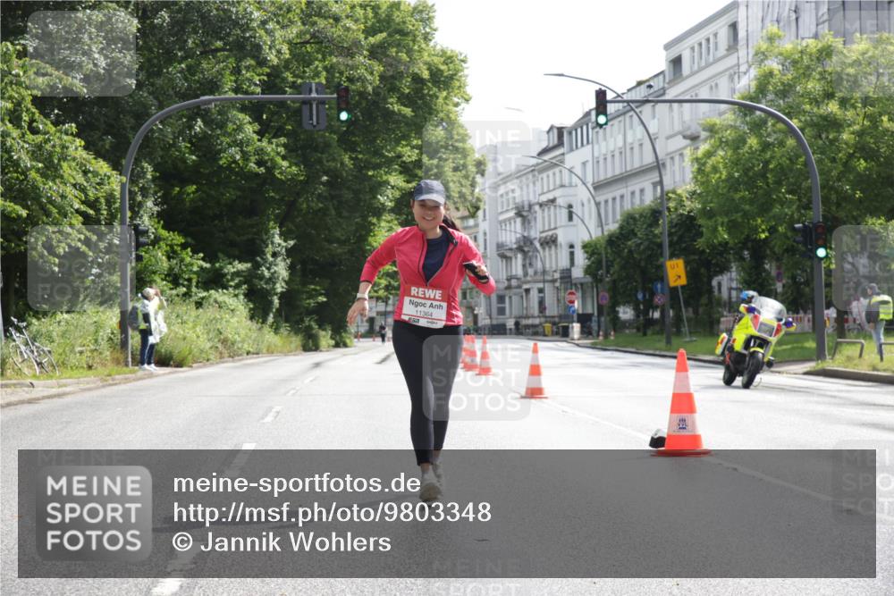 14.06.2026 - REWE Women's Run Jannik Wohlers http://msf.ph/oto/9803348 14.06.2026 10:19:44 Laufen 11364, 7, 1 meine-sportfotos.de