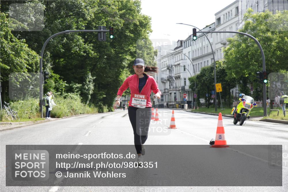 14.06.2026 - REWE Women's Run Jannik Wohlers http://msf.ph/oto/9803351 14.06.2026 10:19:44 Laufen 11364, 1 meine-sportfotos.de