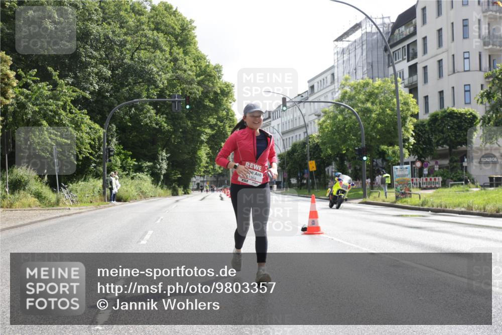 14.06.2026 - REWE Women's Run Jannik Wohlers http://msf.ph/oto/9803357 14.06.2026 10:19:45 Laufen 1364 meine-sportfotos.de
