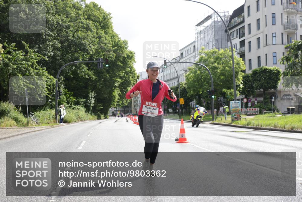 14.06.2026 - REWE Women's Run Jannik Wohlers http://msf.ph/oto/9803362 14.06.2026 10:19:45 Laufen 11364 meine-sportfotos.de